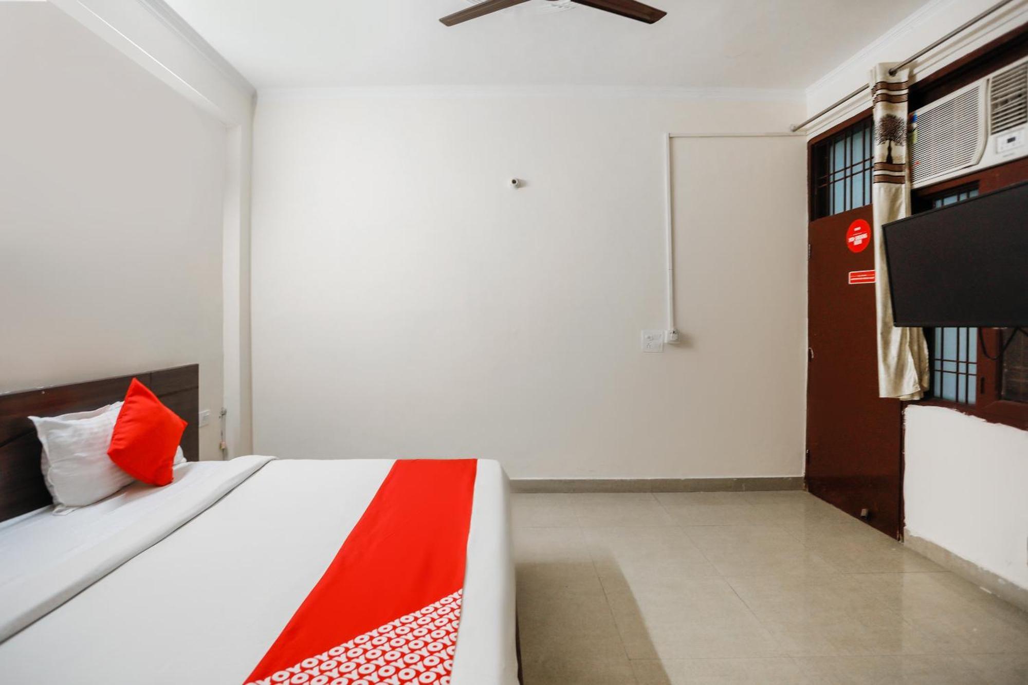 Hotel O Av Residency Near Botanic Garden Of Indian Republic Noida Exterior foto