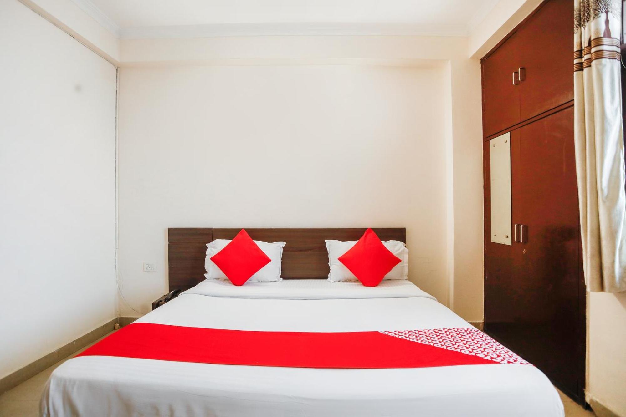 Hotel O Av Residency Near Botanic Garden Of Indian Republic Noida Exterior foto